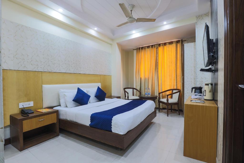 Room image 3