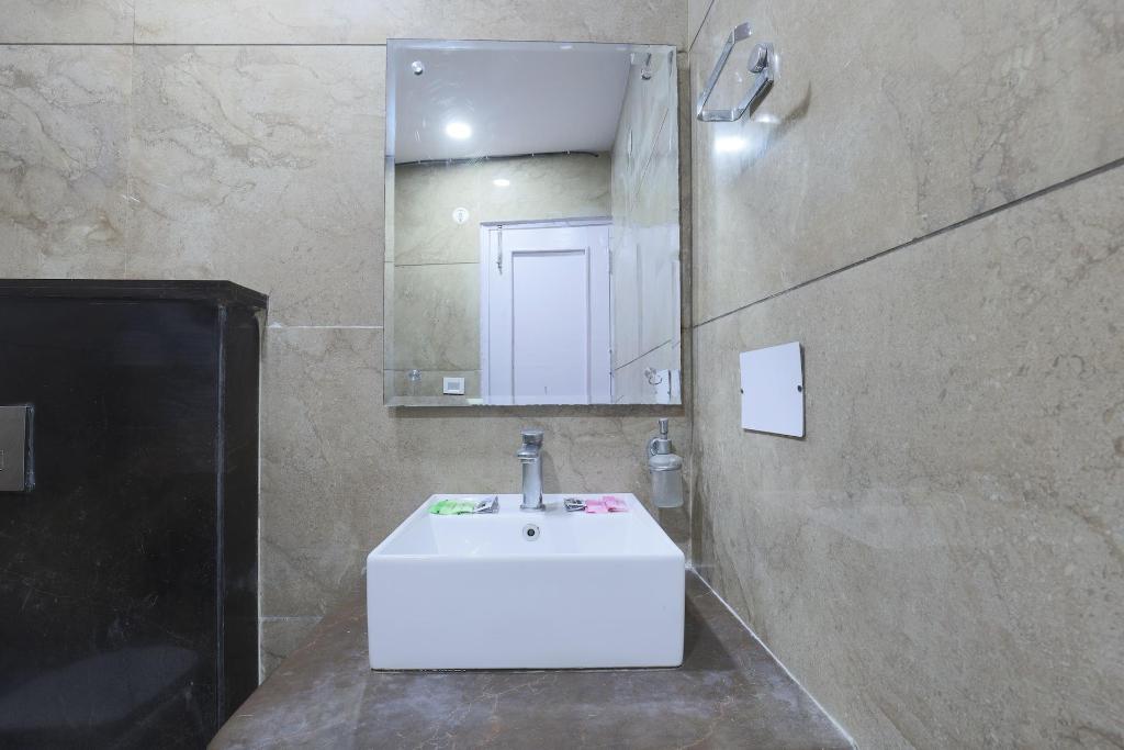 Room image 4